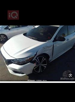 نیسان سێنترا